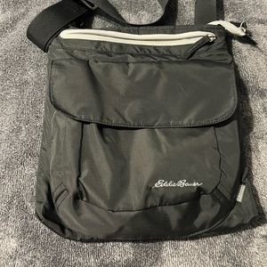 Eddie Bauer travel bag